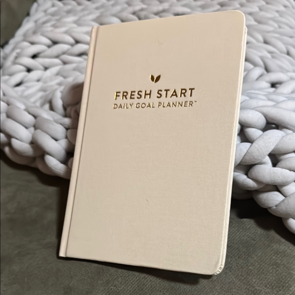 Daily Goal Planner - Cream